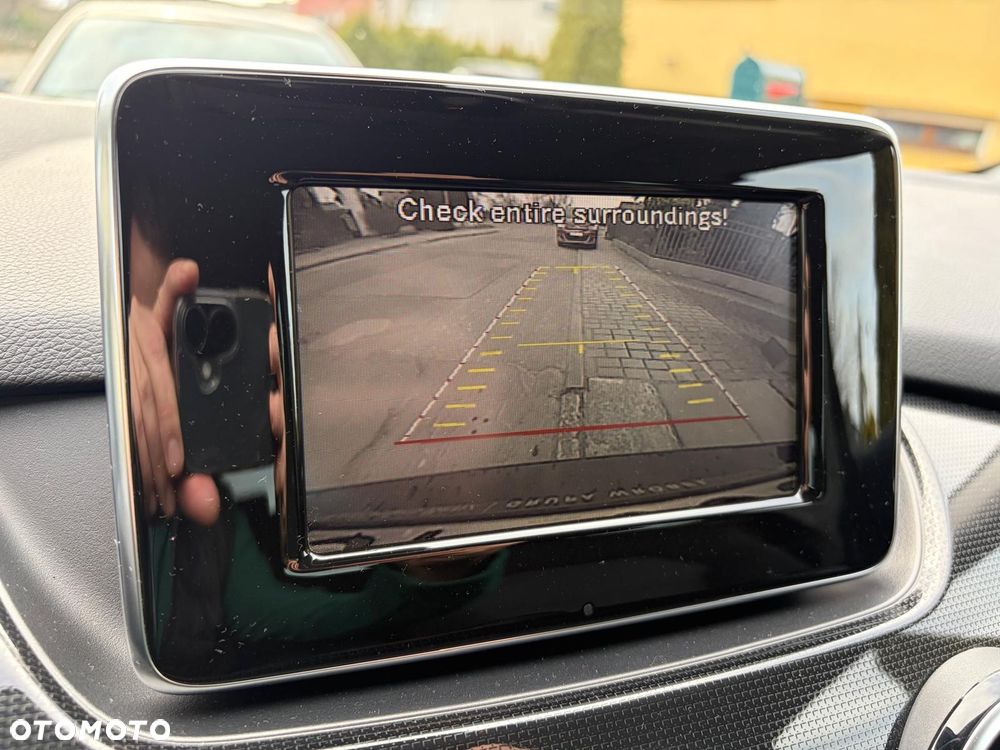 Mercedes-Benz Klasa B 180 (BlueEFFICIENCY) - 16