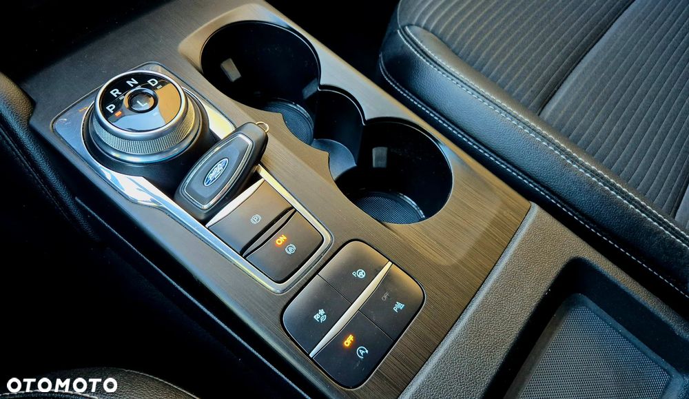 Ford Kuga 2.0 EcoBlue 4x4 TITANIUM X - 25