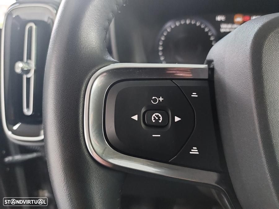 Volvo XC 40 2.0 D3 Momentum - 16