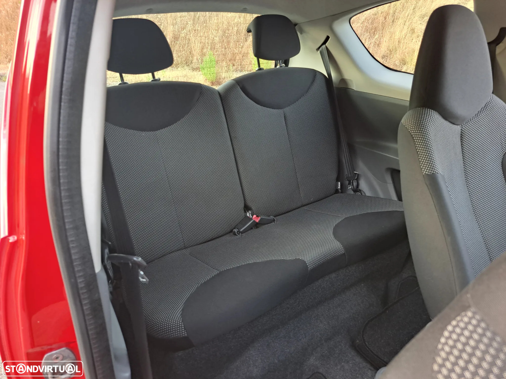 Toyota Aygo 1.0 Plus - 17