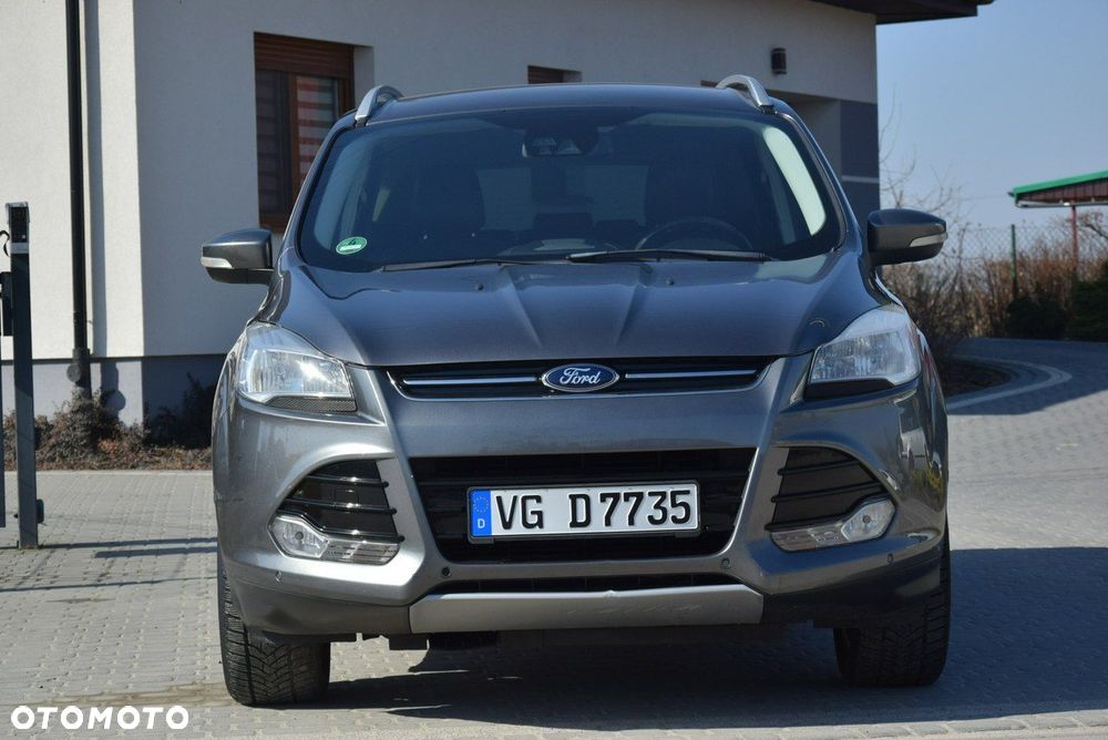 Ford Kuga 2.0 TDCi 4WD Titanium - 4