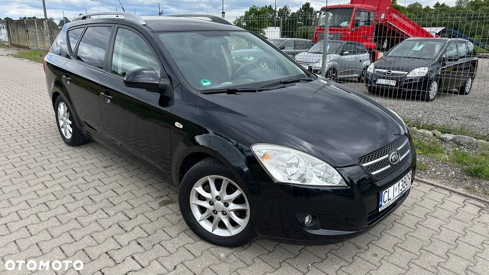 Kia Ceed 2.0 CVVT Automatik Spirit - 1