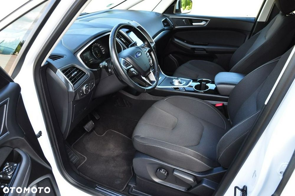 Ford S-Max - 31
