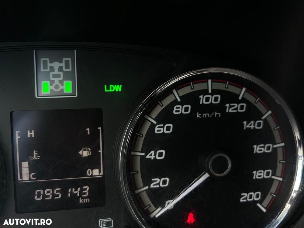 Mitsubishi L200 Double Cab 2.4 DI-D M/T Intense - 4