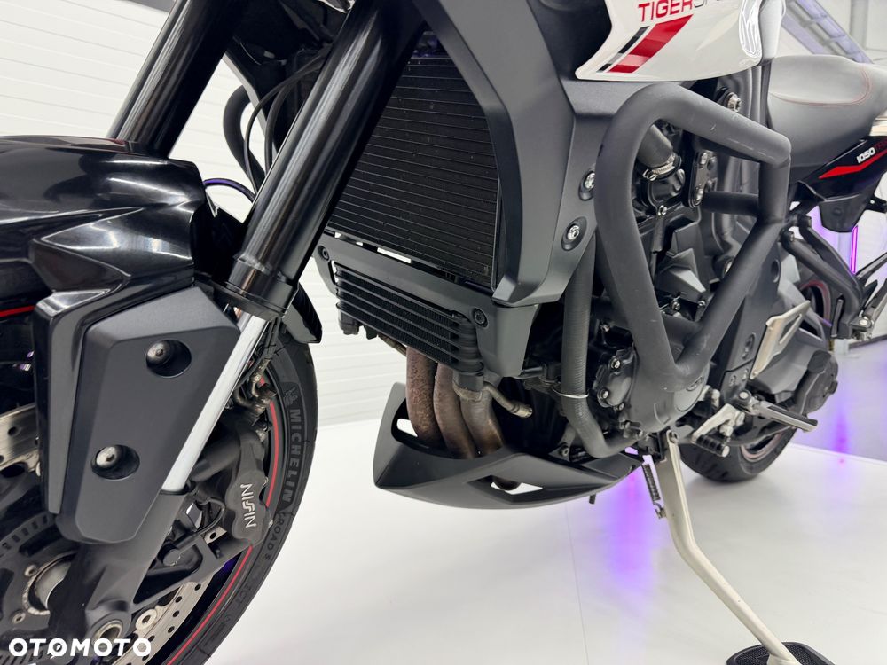 Triumph Tiger - 34