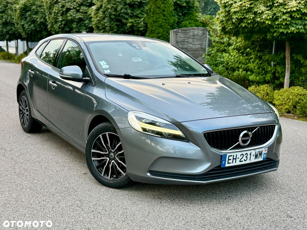 Volvo V40 D2 Drive-E Momentum - 12