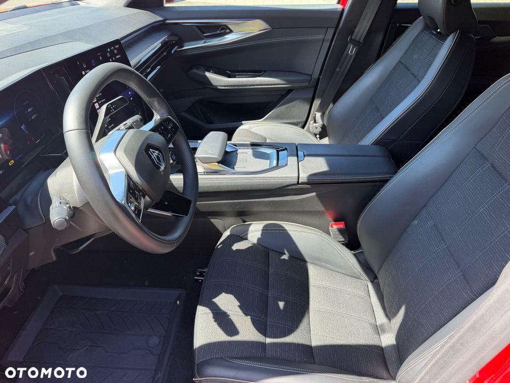 Renault Austral 1.3 TCe mHEV Techno - 10