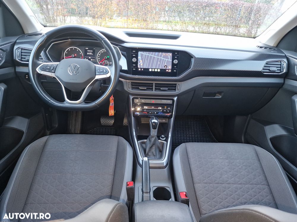 Volkswagen T-Cross - 10