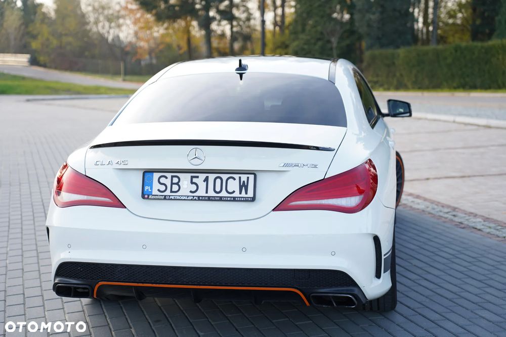 Mercedes-Benz CLA 45 AMG 4-Matic - 12