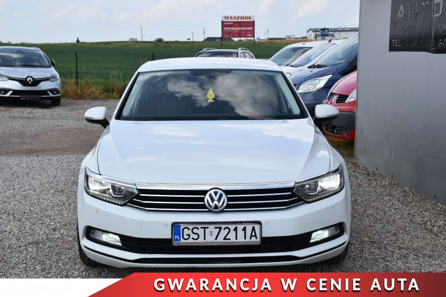 Volkswagen Passat - 33