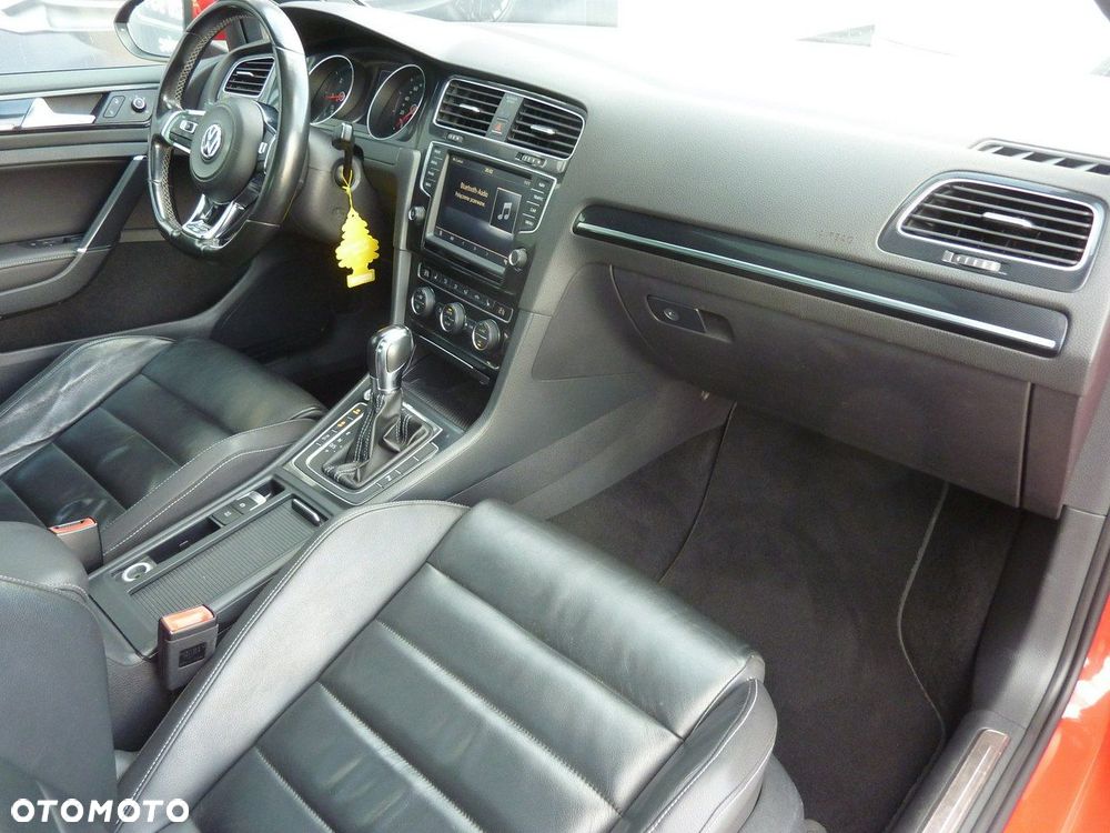 Volkswagen Golf - 15