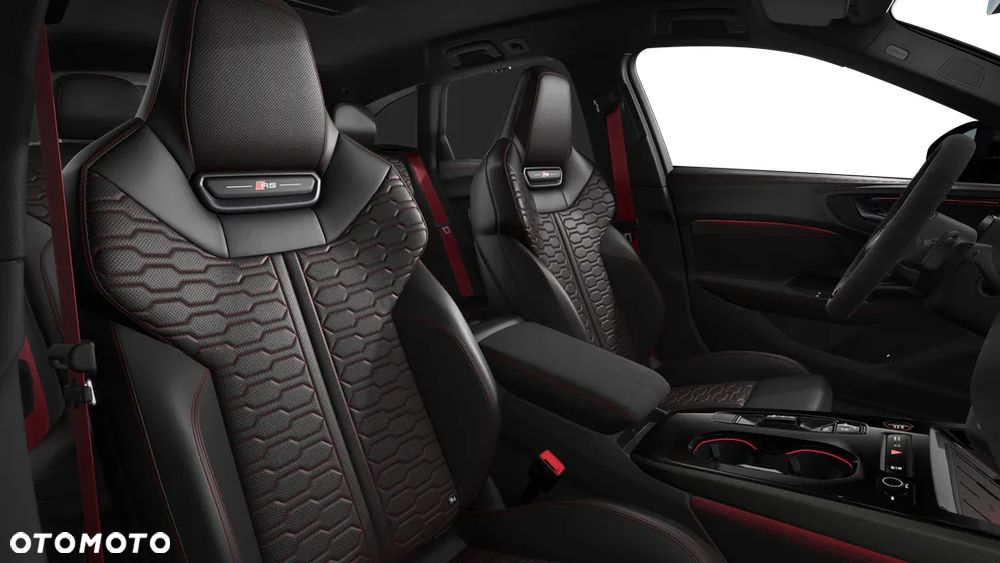 Audi RS5 Avant - 1