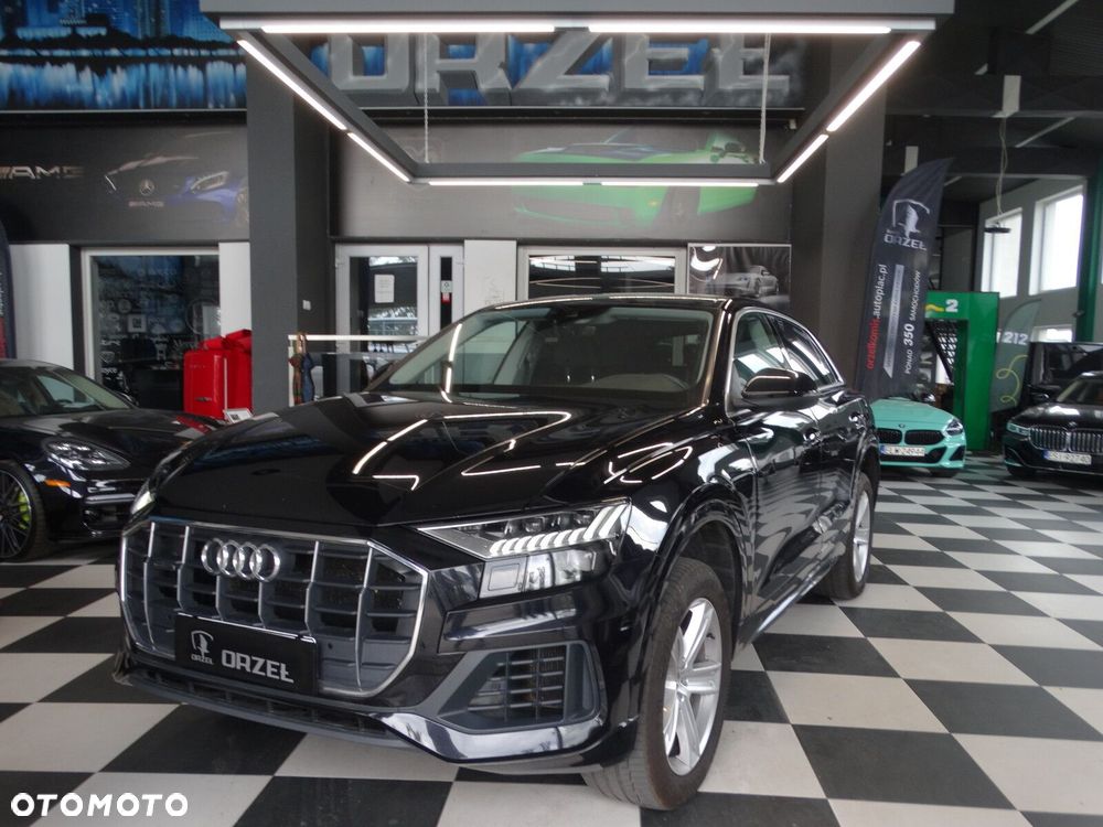 Audi Q8 - 1