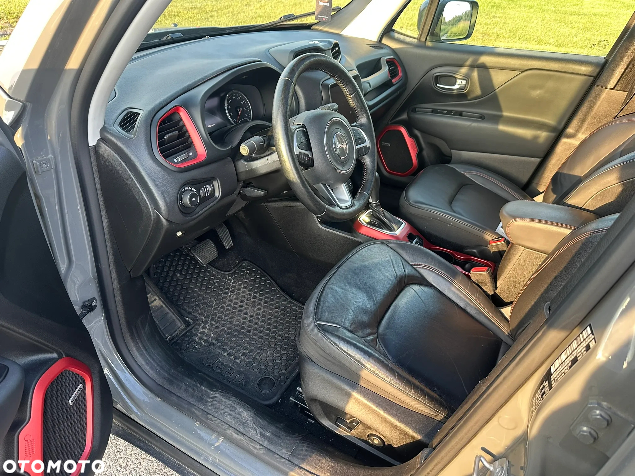 Jeep Renegade - 14