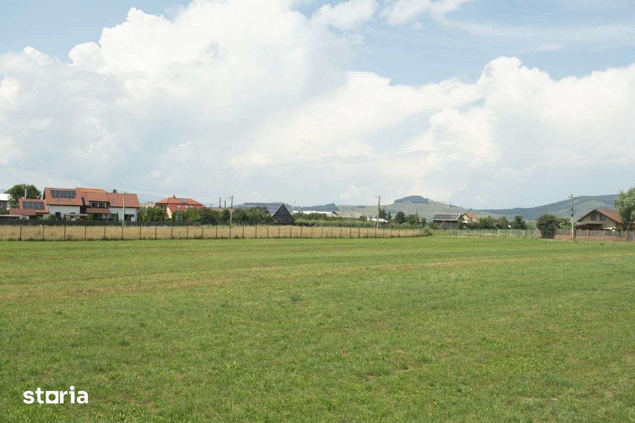 Teren în Gheorgheni, jud. Harghita, ideal pentru investitie - Imagine principală: 4/15