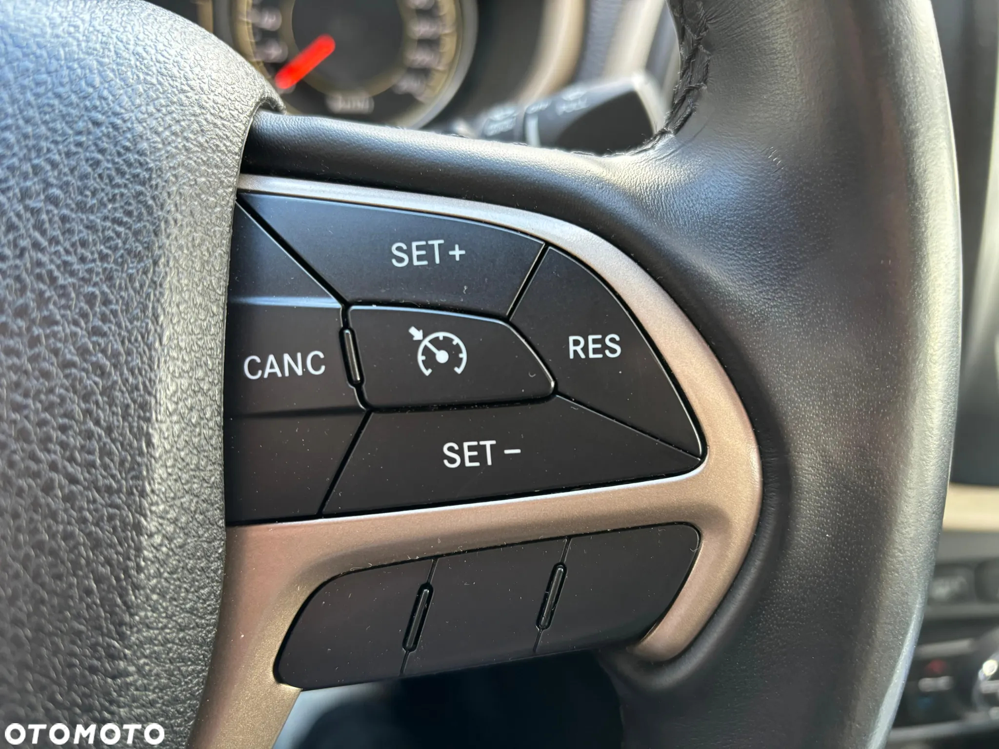 Jeep Cherokee 2.0 MJD Active Drive I Longitude - 7
