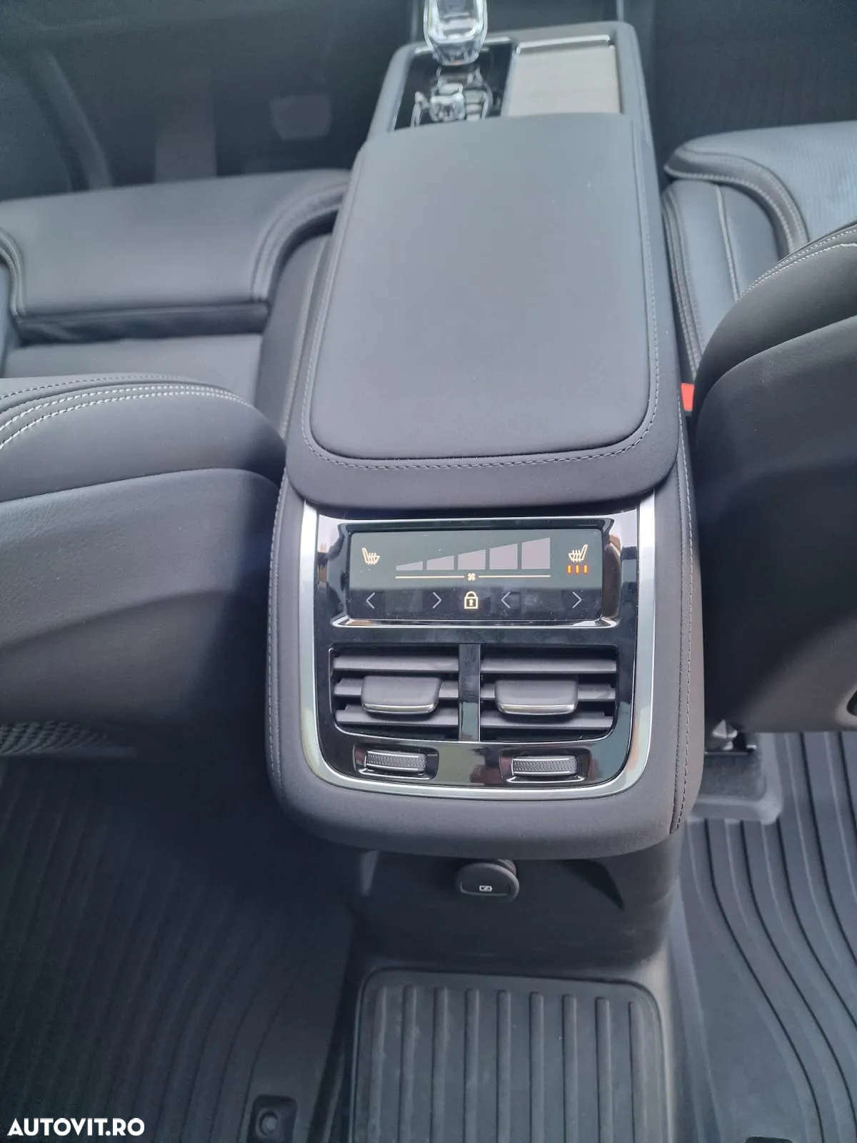 Volvo XC 90 Recharge T8 AWD Ultimate Dark - 33