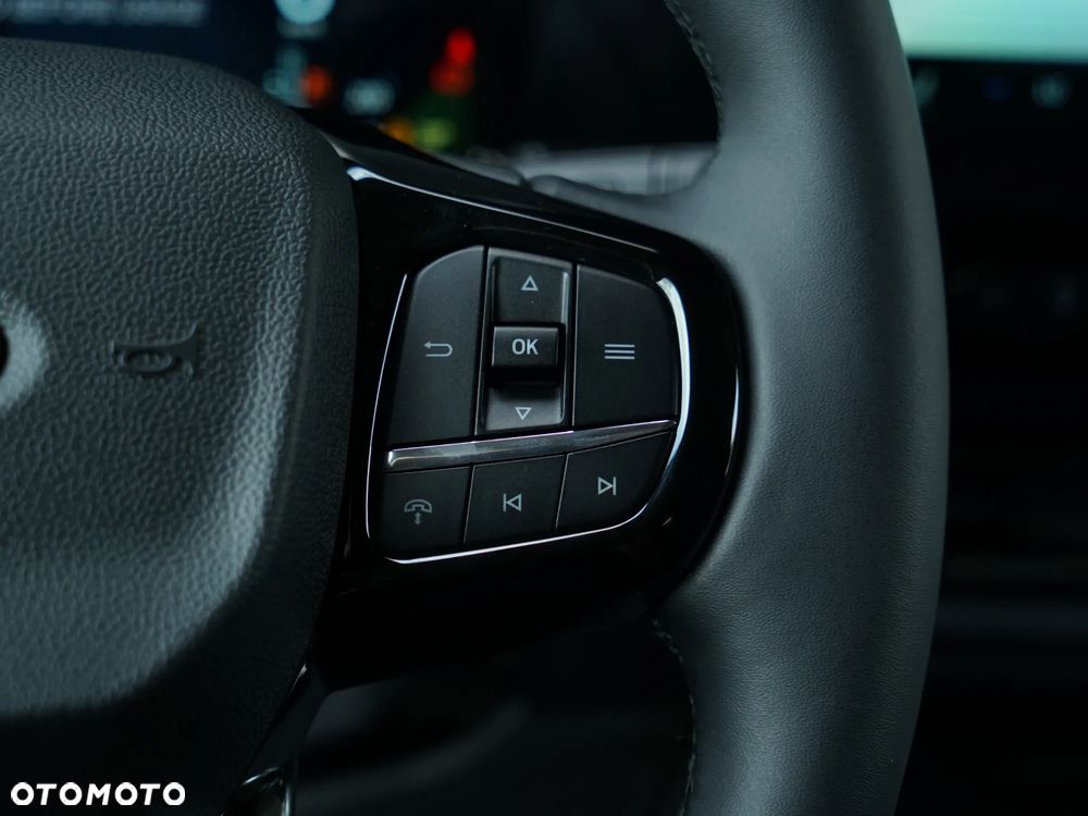 Ford Tourneo Custom 2.5 PHEV CVT 340 L2 Titanium - 28