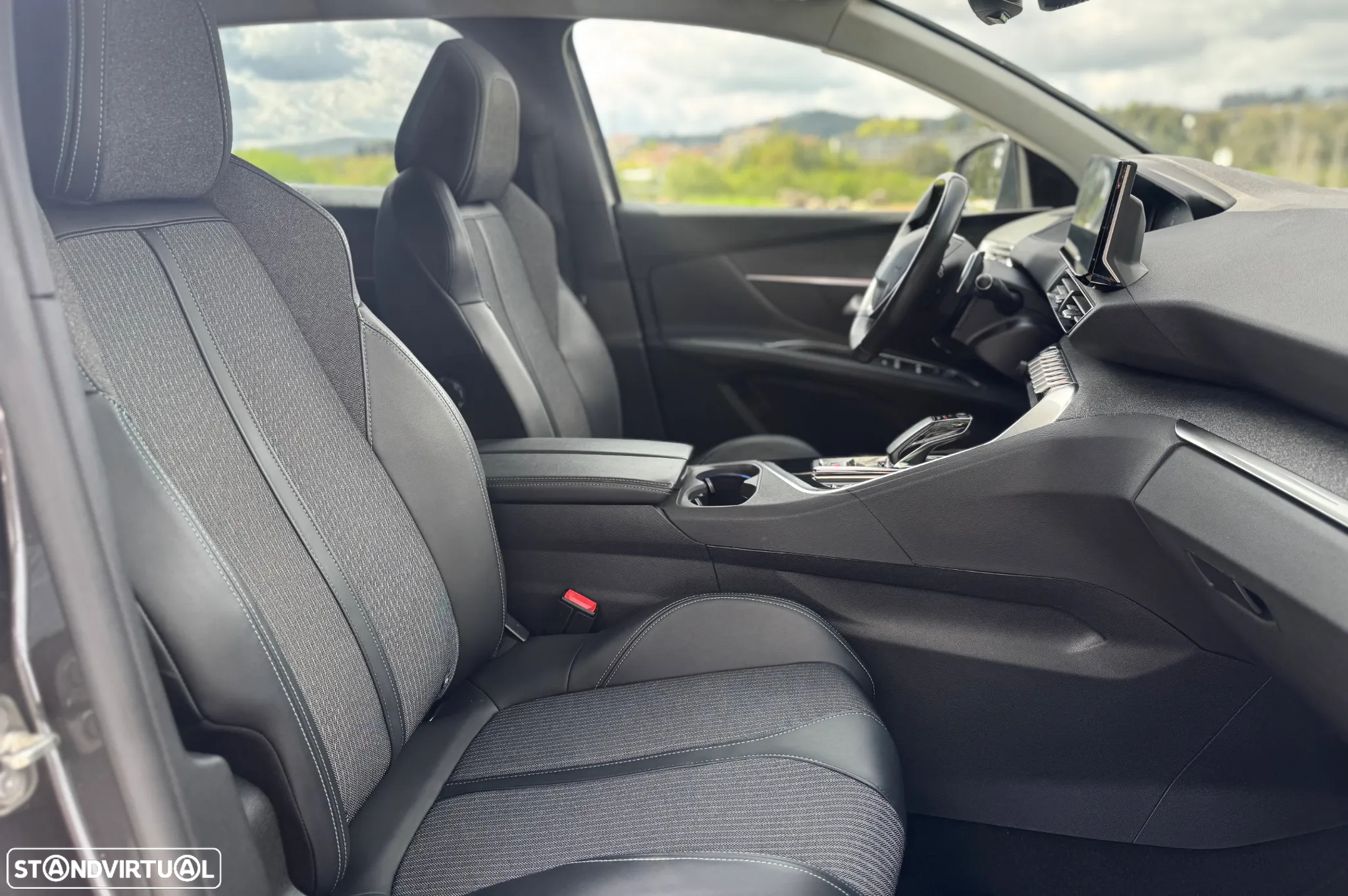 Peugeot 3008 1.6 Hybrid Allure Pack e-EAT8 - 9