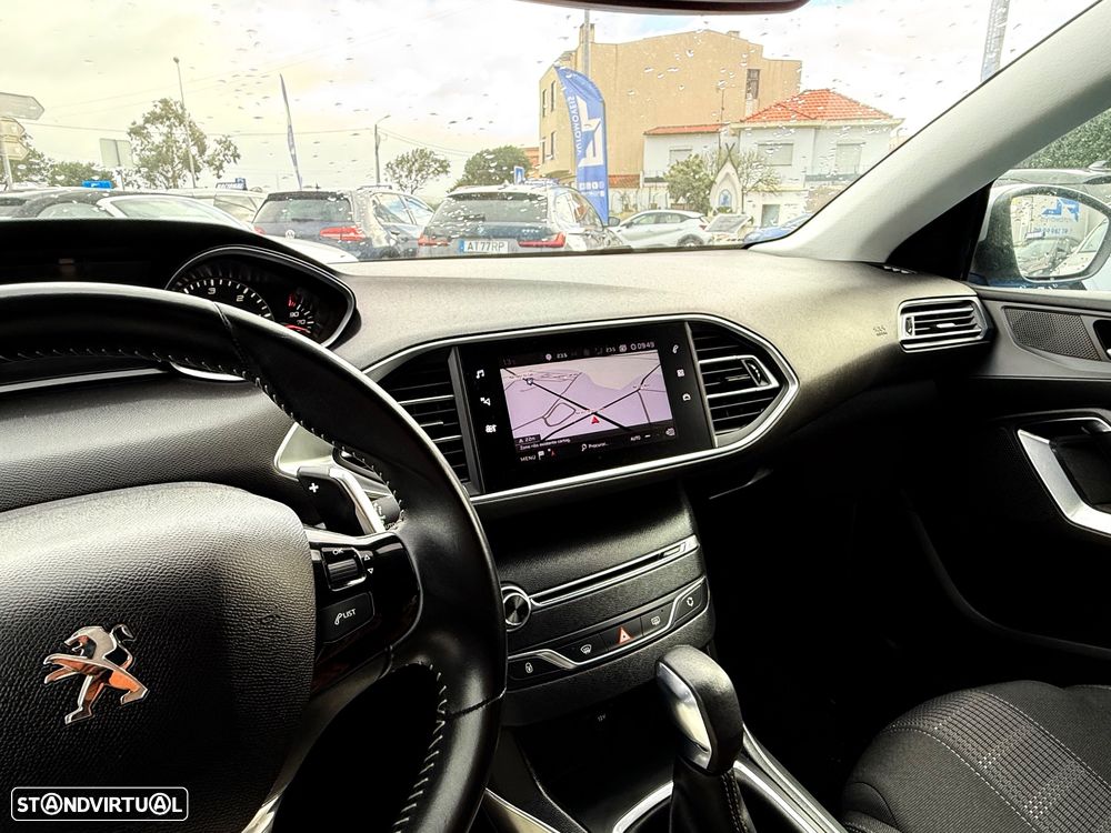 Peugeot 308 SW BlueHDi 130 EAT8 Stop & Start Active Pack - 16