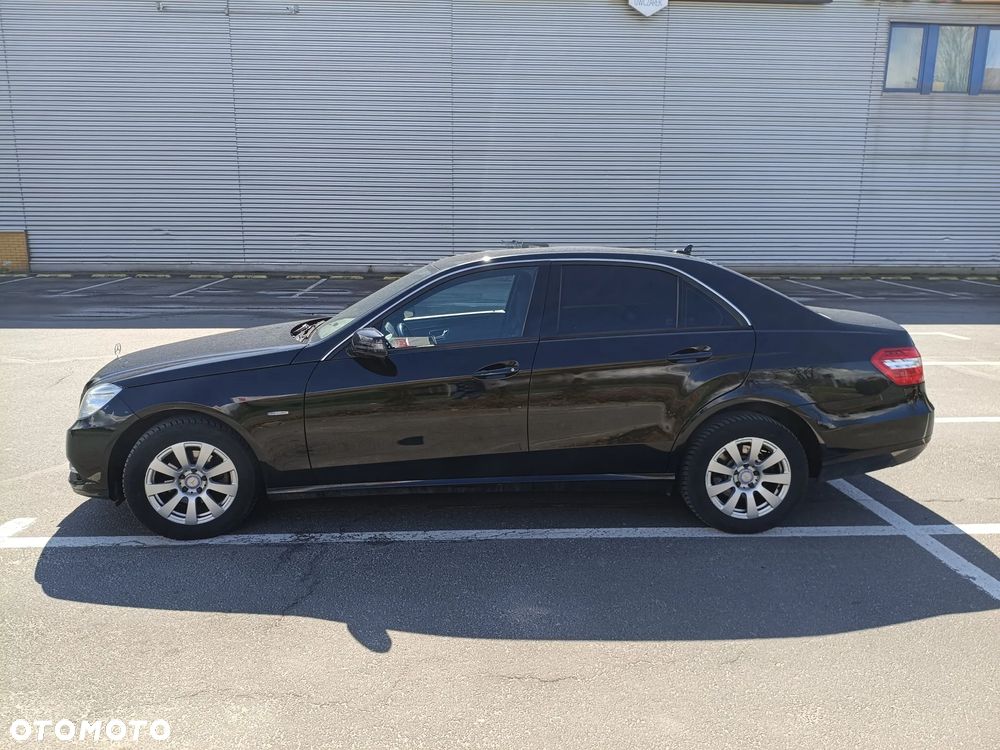 Mercedes-Benz Klasa E 200 CGI BlueEFFICIENCY - 7