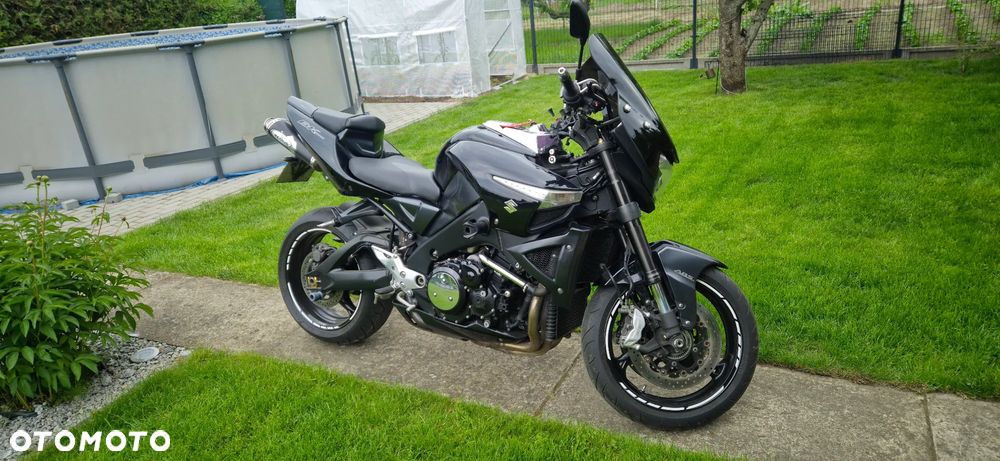 Suzuki GSX - 4