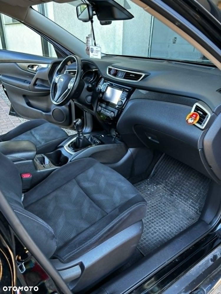 Nissan X-Trail 1.6 DIG-T N-Connecta 2WD - 4