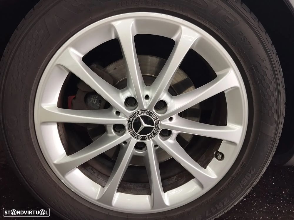 Mercedes-Benz CLA 180 d Shooting Brake Style - 11