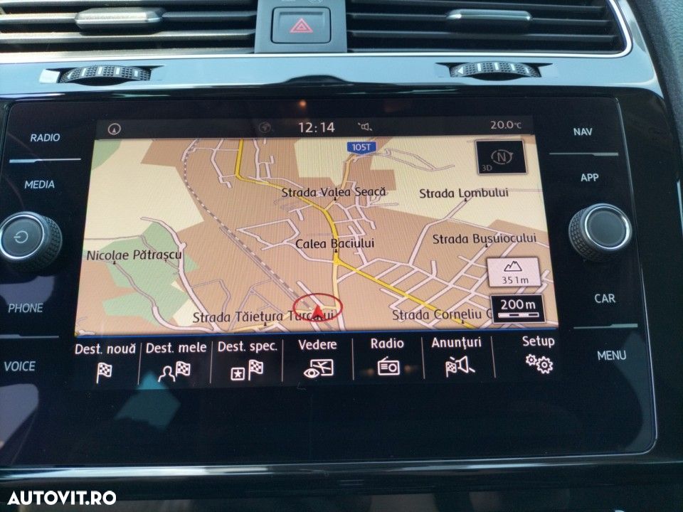 Volkswagen Golf - 20