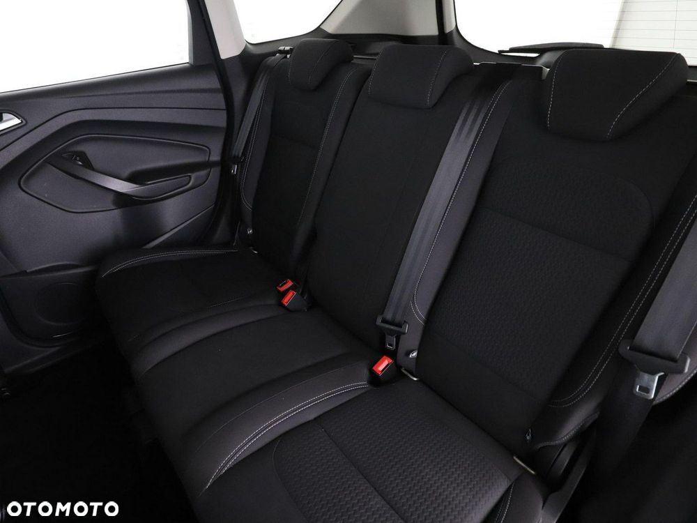 Ford Kuga 1.5 EcoBoost 2x4 Cool & Connect - 17