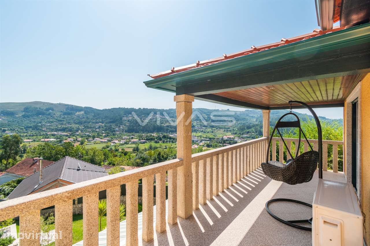 Moradia Individual T3 com Piscina em Duas Igrejas, Vila Verde - Grande imagem: 4/30