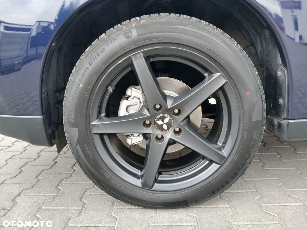 Mitsubishi Outlander 2.0 2WD Diamant Edition - 3