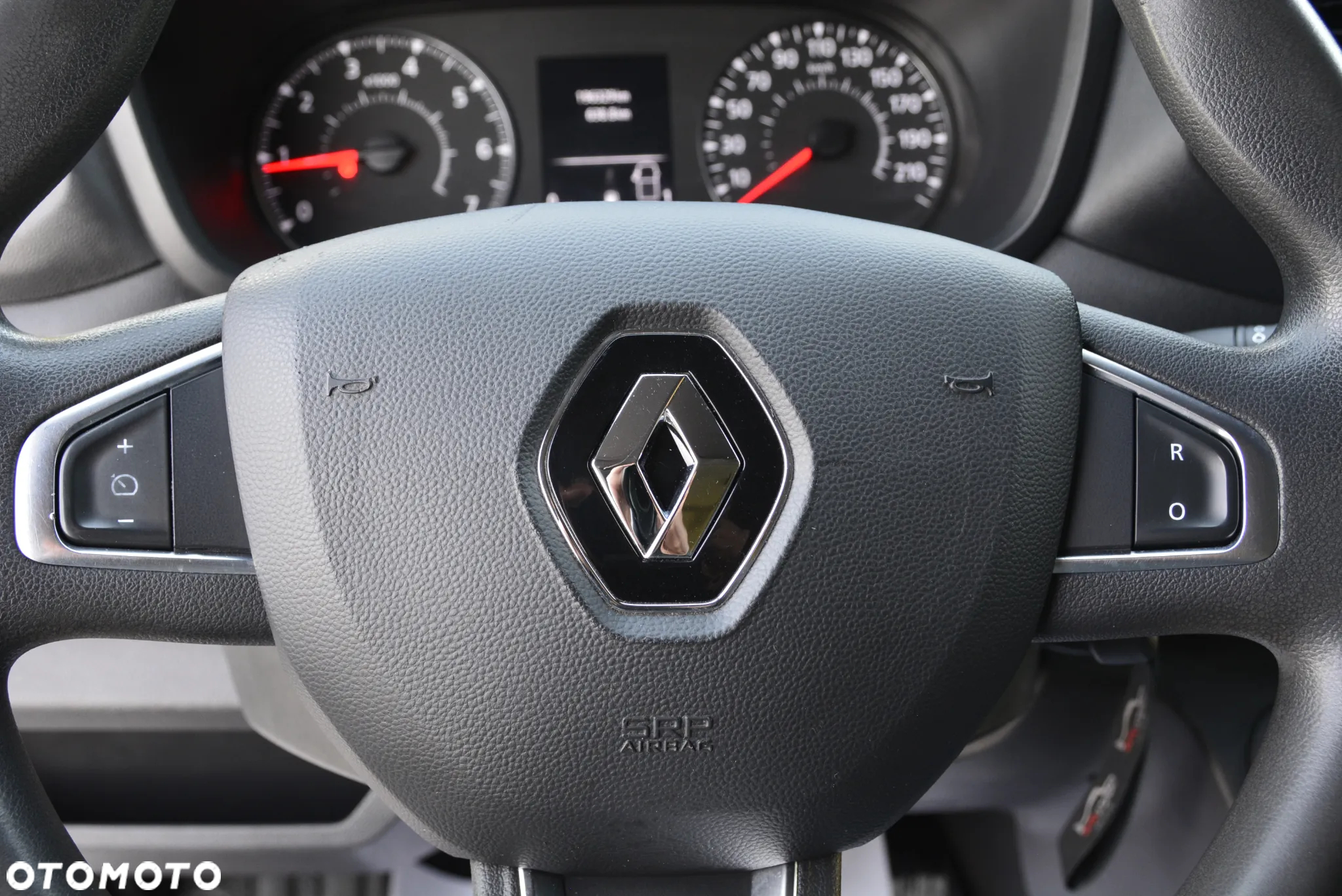 Renault Master - 30
