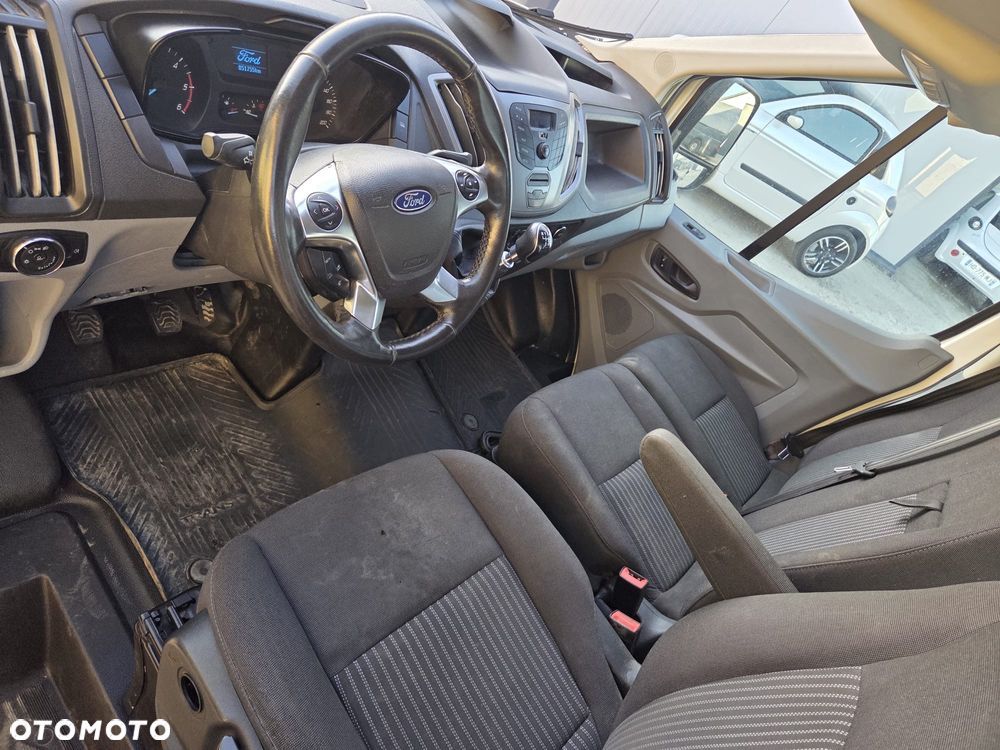 Ford Transit - 4