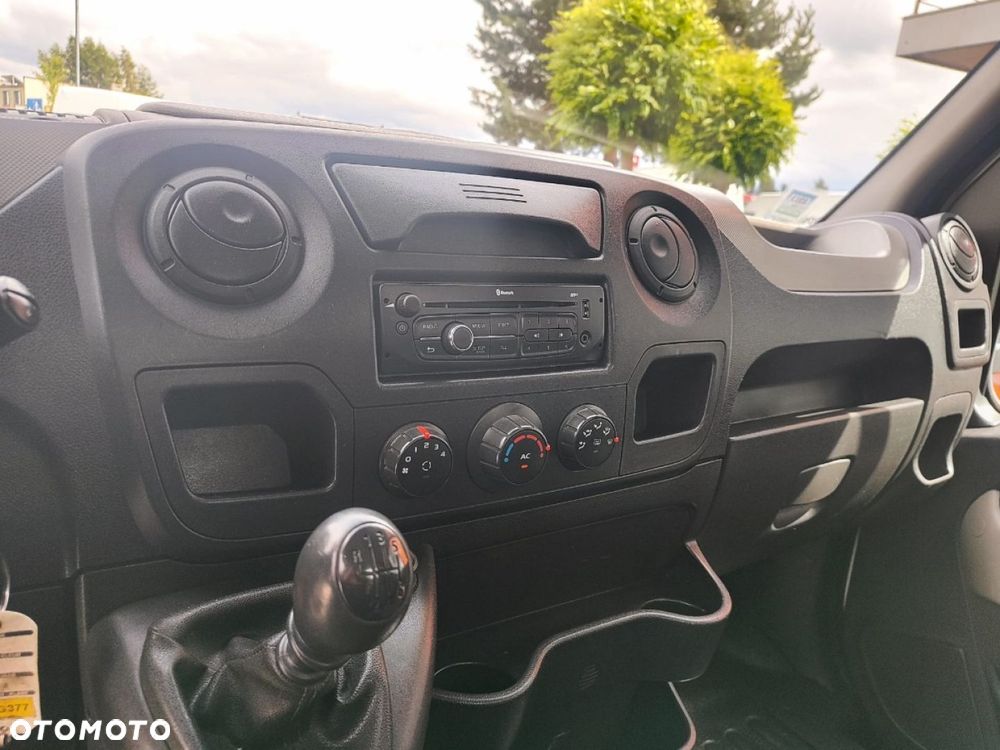 Renault Master - 11
