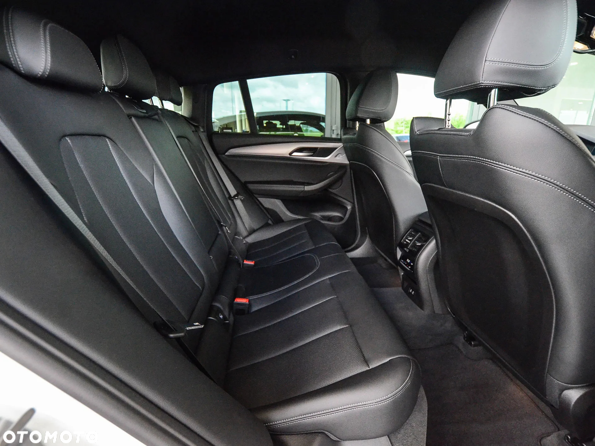 BMW X4 - 28