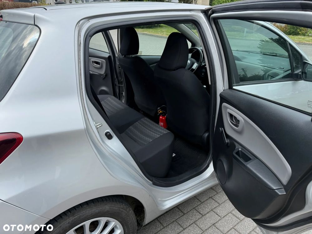 Toyota Yaris 1.33 Active EU6 - 10