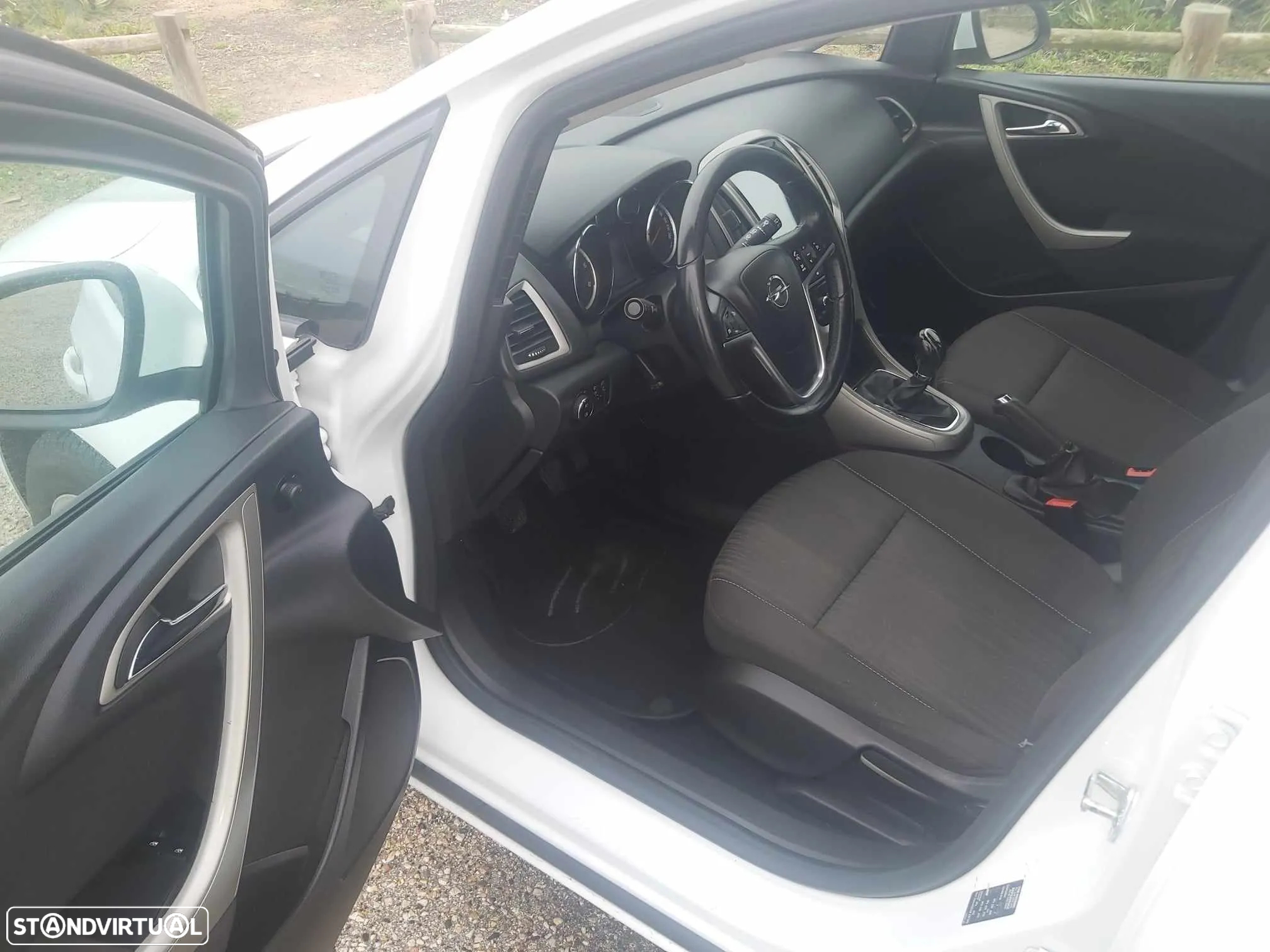 Opel Astra 1.3 CDTi Enjoy - 17