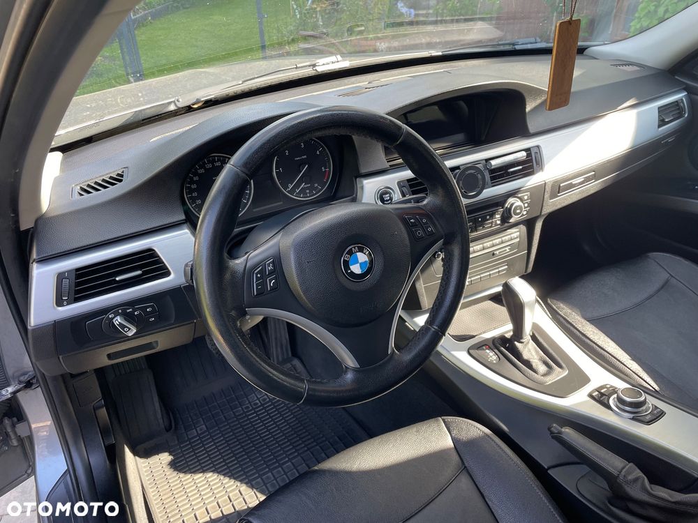 BMW Seria 3 318d DPF - 9