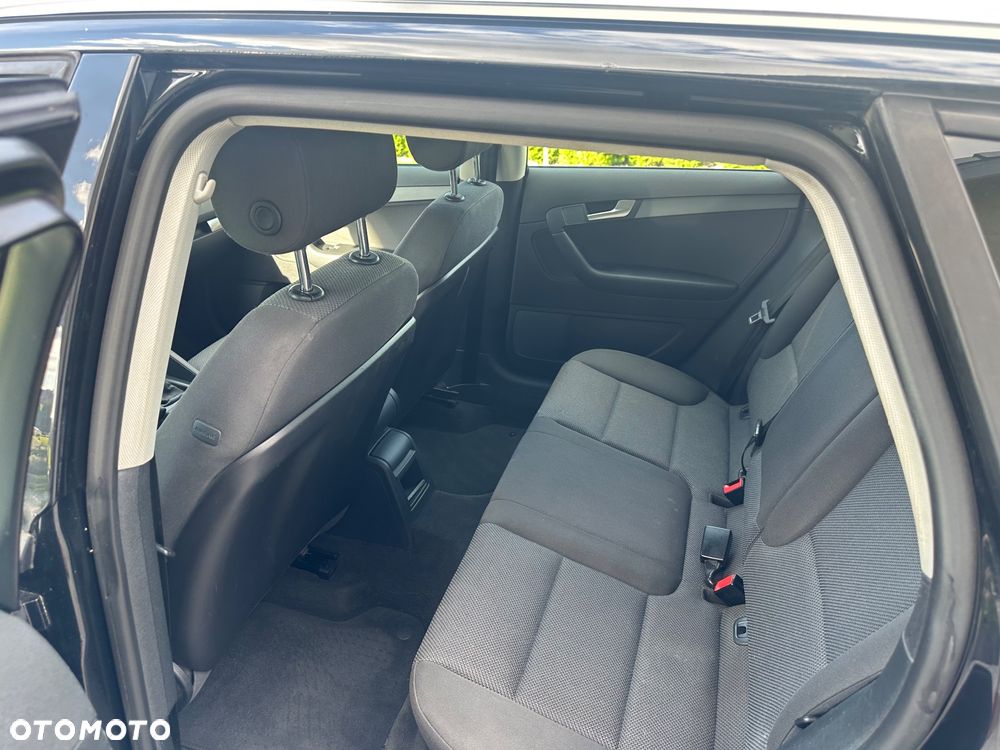 Audi A3 Sportback 1.6 TDI DPF Ambiente - 12