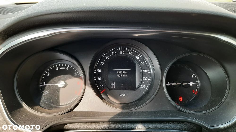 Renault Megane 1.6 SCe Zen - 24