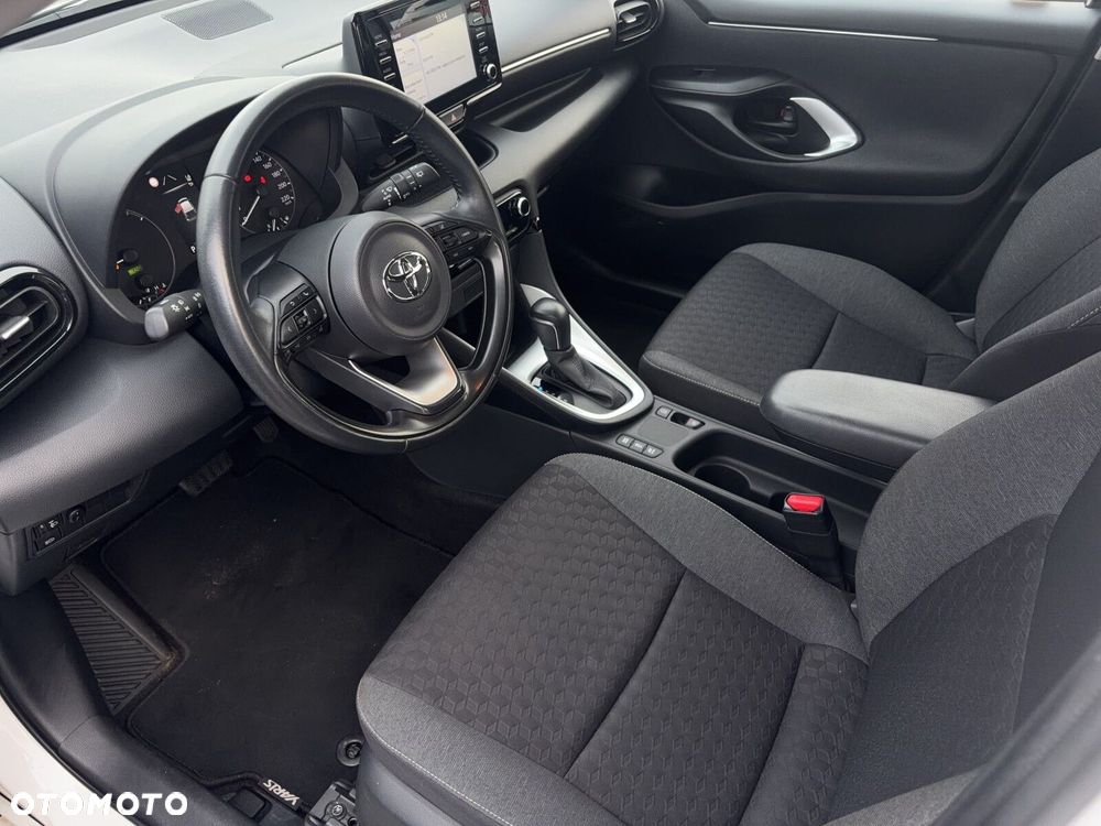 Toyota Yaris - 8