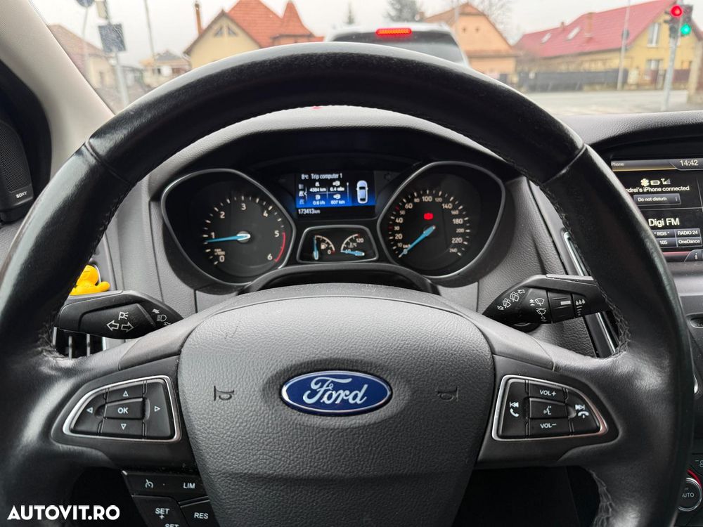 Ford Focus 1.5 TDCi Titanium - 9