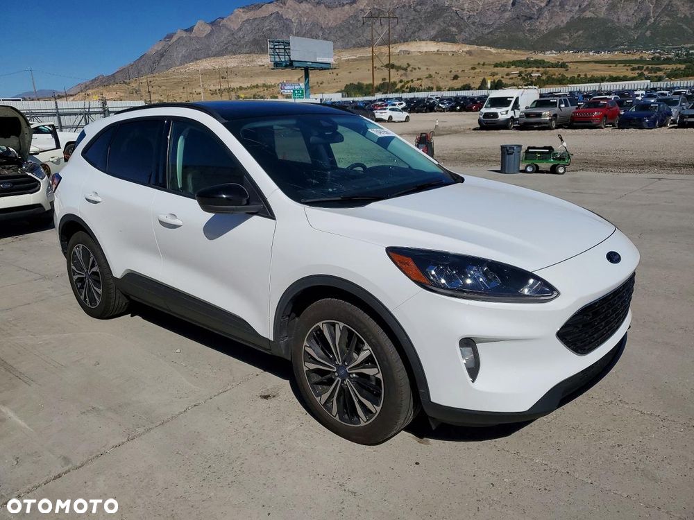 Ford Escape 2022 photo 4