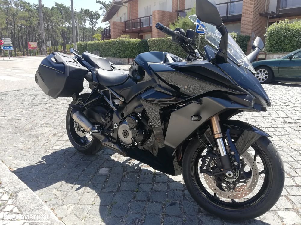 Suzuki GSX - 5