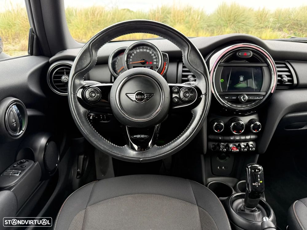 MINI 3 Portas One Auto - 29