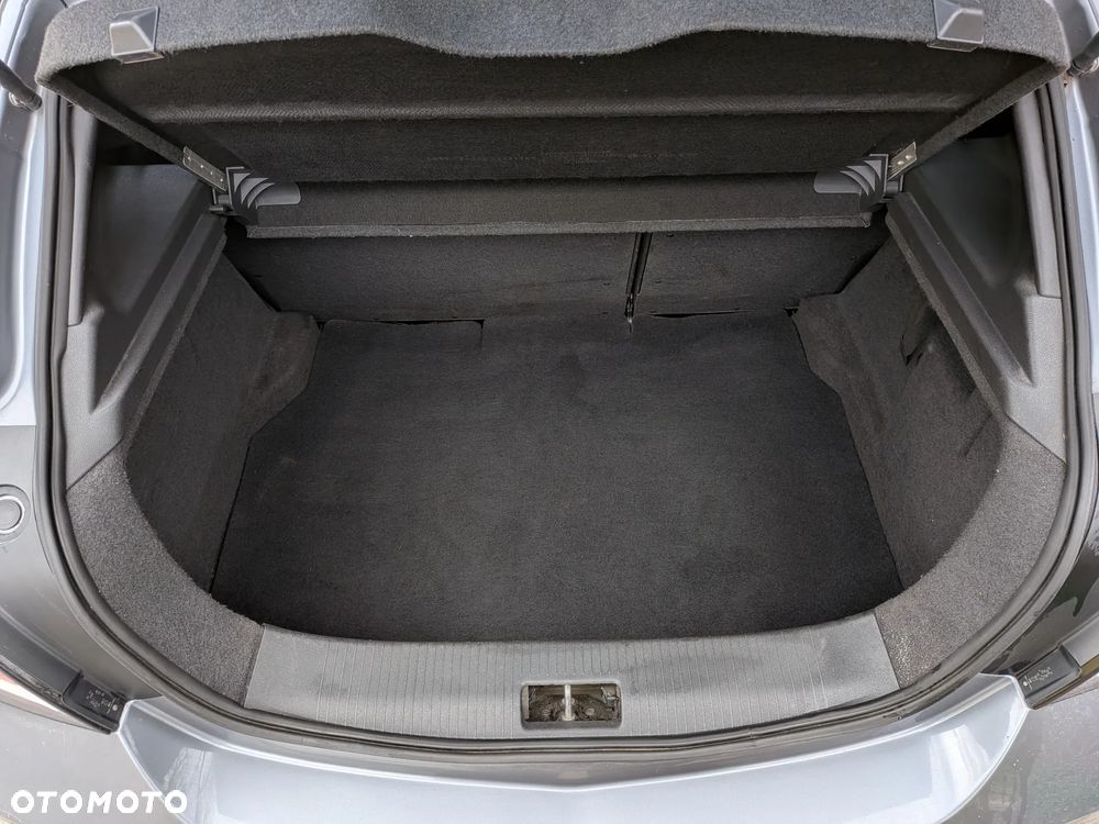 Opel Astra 2.0 T Sport - 15