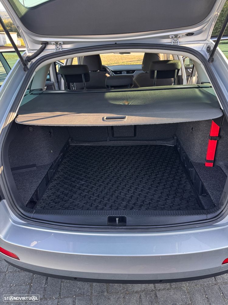 Skoda Octavia Break 1.6 TDi Elegance - 9