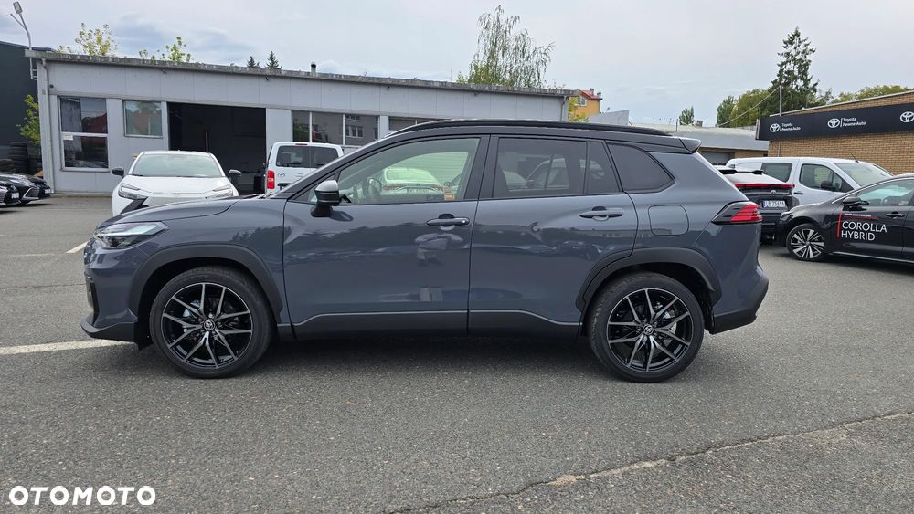 Toyota Corolla Cross 2.0 Hybrid GR Sport - 2