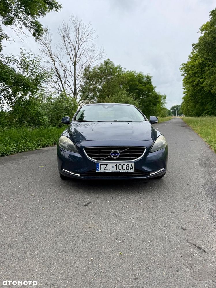 Volvo V40 D2 Summum - 17